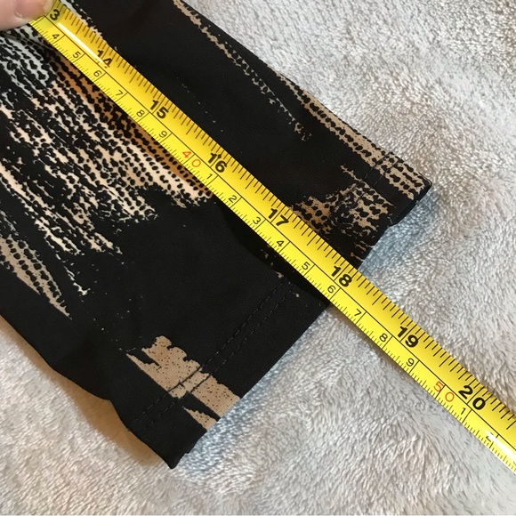 Clara Sunwoo asymmetric hem tunic top M bold modern graphic print - Picture 7 of 7